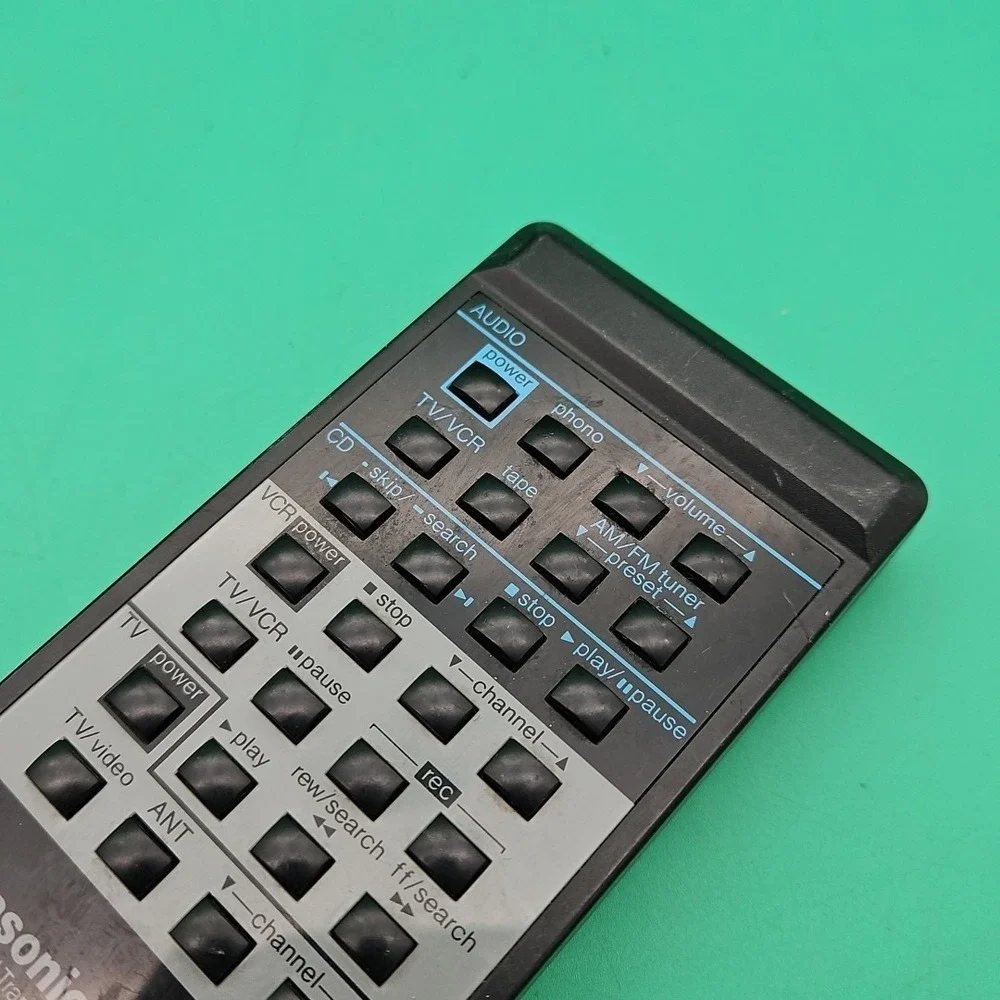 Genuine PANASONIC EUR64149 Remote Control Trasmitter SGD36, SGD26 Tested
